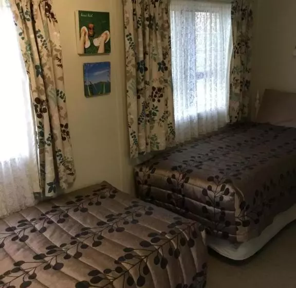 Aamiaismajoitus (B&B) Waitomo Caves Guest Lodge