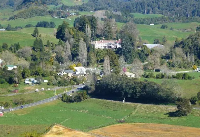 Aamiaismajoitus (B&B) Waitomo Caves Guest Lodge