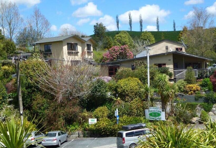 민박 Waitomo Caves Guest Lodge