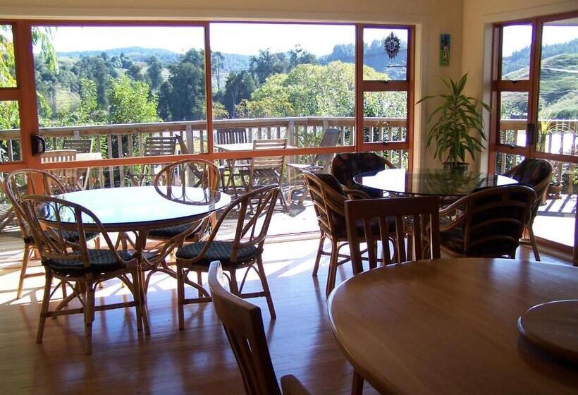 민박 Waitomo Caves Guest Lodge