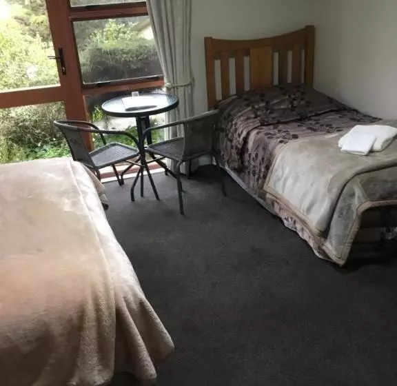 Aamiaismajoitus (B&B) Waitomo Caves Guest Lodge