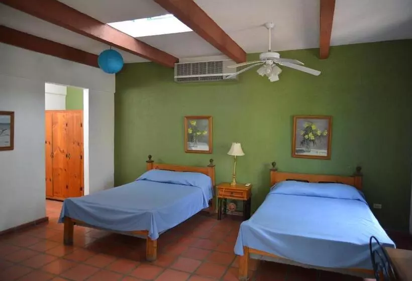 Casabuena B&b