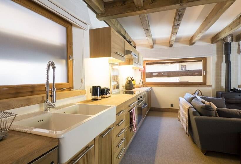 Charming Old Barn Converted Into A Cosy And Stylish Home