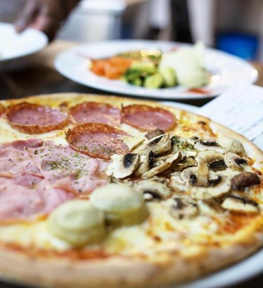 هتل Gasthof Zum Mohren