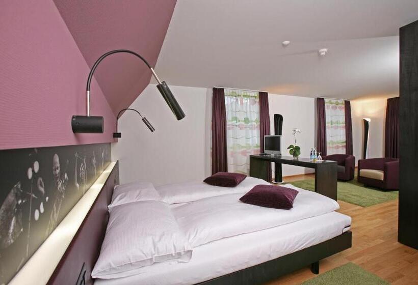 هتل Gasthof Zum Mohren