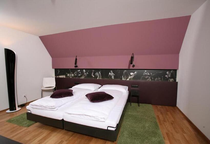 هتل Gasthof Zum Mohren