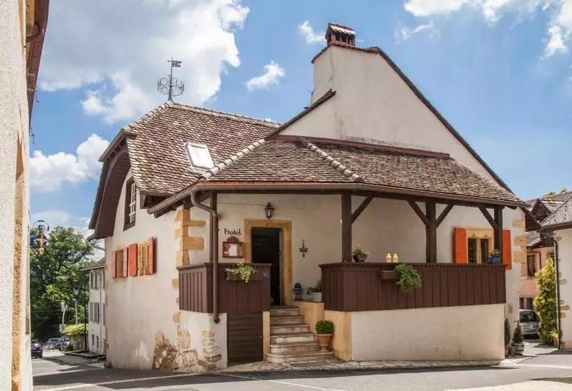 ホテル Hôtel Les Vieux Toits