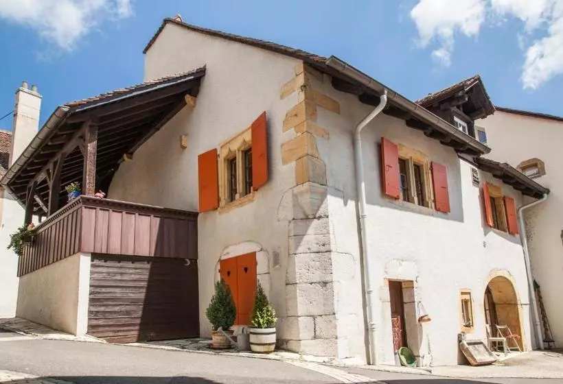 ホテル Hôtel Les Vieux Toits