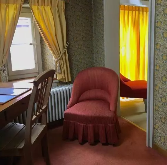 ホテル Hôtel Les Vieux Toits