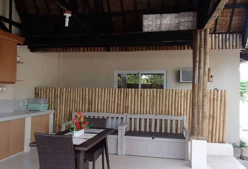 Hotelli Malapascua Starlight Resort