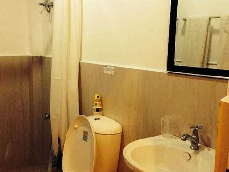 Otel Malapascua Starlight Resort