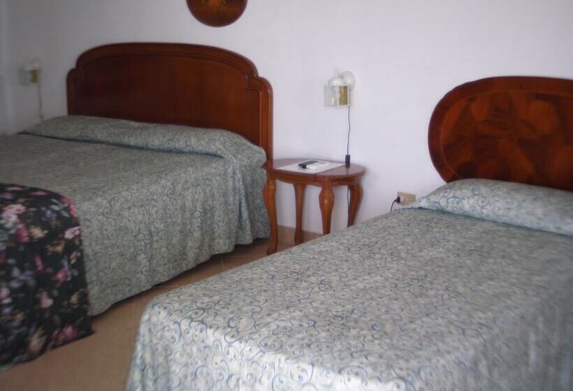 هتل Residencial La Terraza