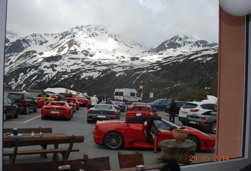 Отель Restaurant Monte Leone