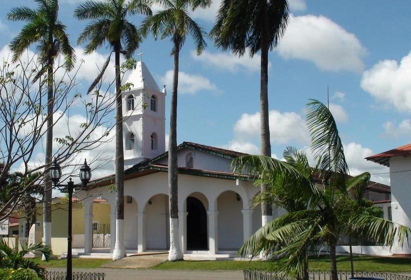 فندق Selina Pedasi