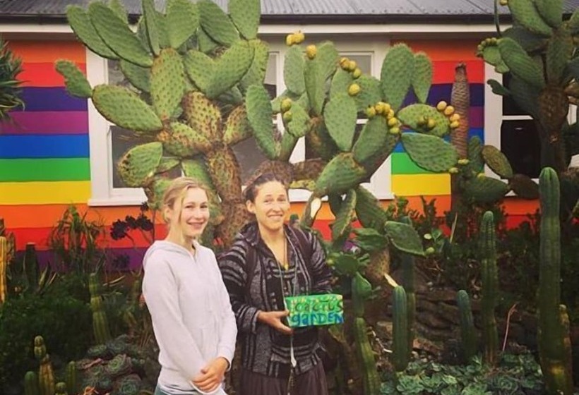 מוטל Karamea Farm Baches