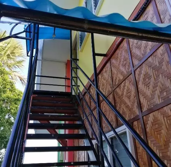 استراحتگاه Islet View Pension House