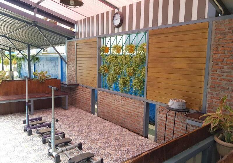 Otel Blue Bed Pattaya By Oyo Rooms