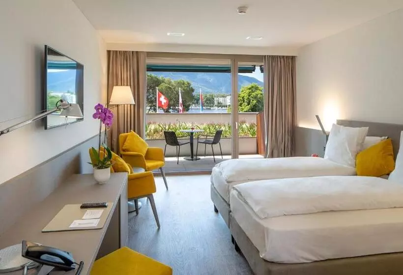 ホテル Lago Maggiore   Welcome!