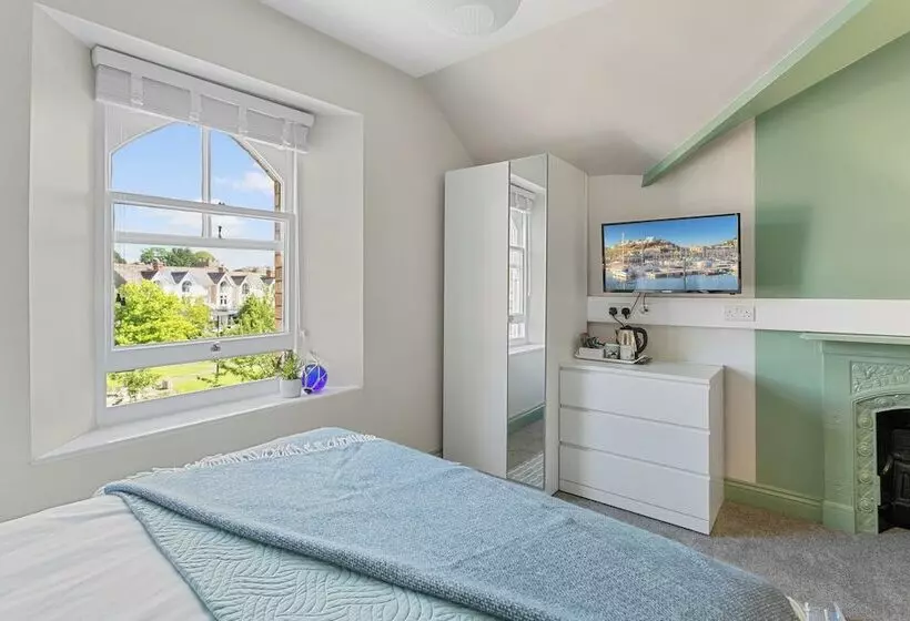 ベッドアンドブレックファースト Park View Rooms And Relaxation