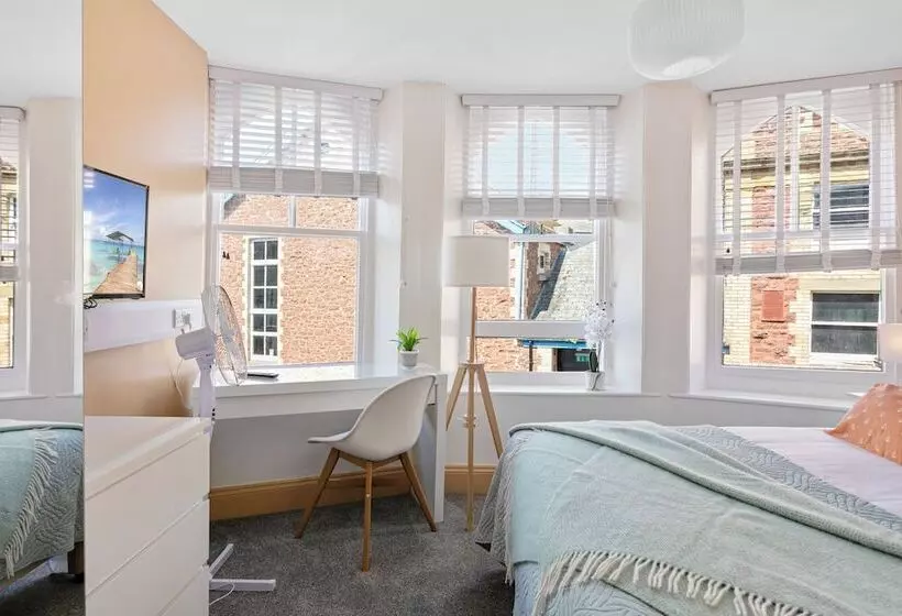 ベッドアンドブレックファースト Park View Rooms And Relaxation