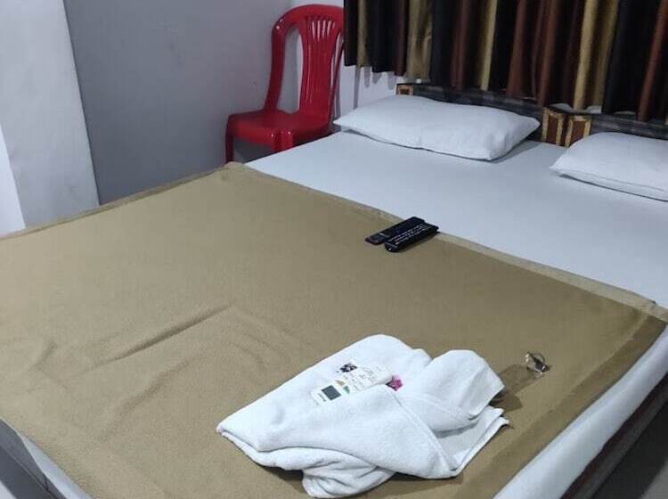 Hotel Golden & Guest House