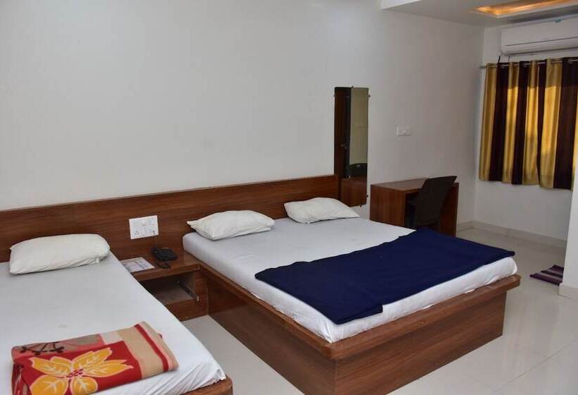 Hotel Golden & Guest House