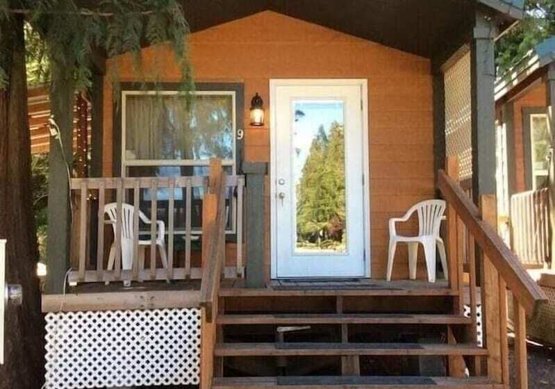 בית מלון כפרי Robin Hood