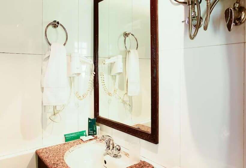 Hotel The Nettle & Fern