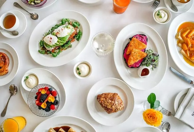 هتل The St. Regis Al Mouj Muscat Resort