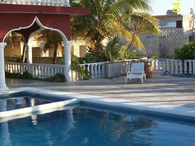 Pension Flamingo Guest House Celestún
