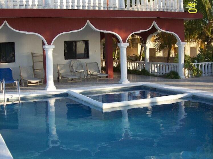 Pension Flamingo Guest House Celestún