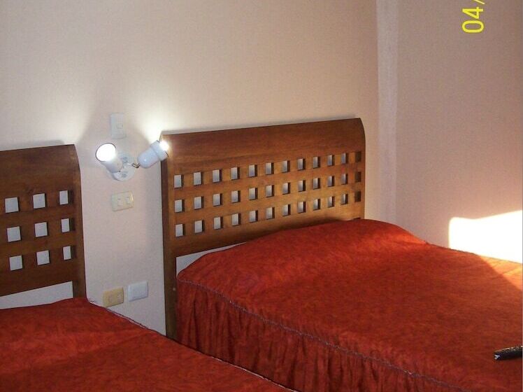 Pension Flamingo Guest House Celestún