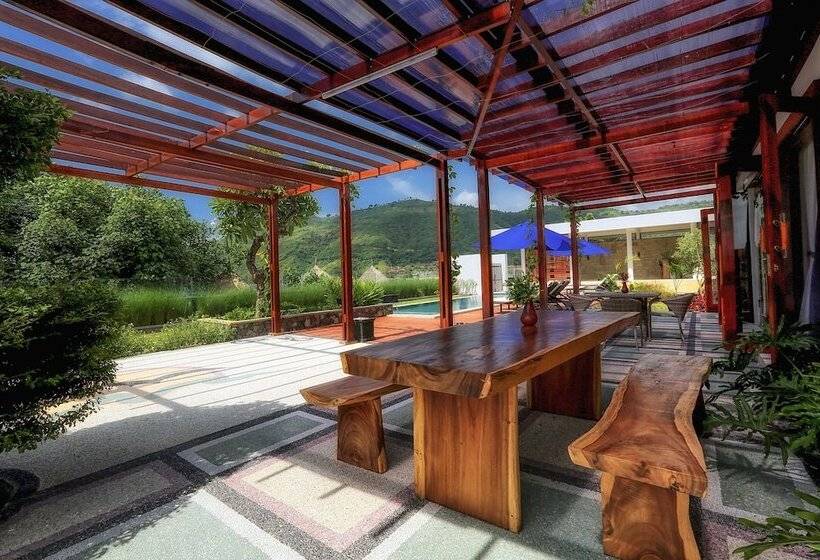 مبيت وإفطار Villa Luna