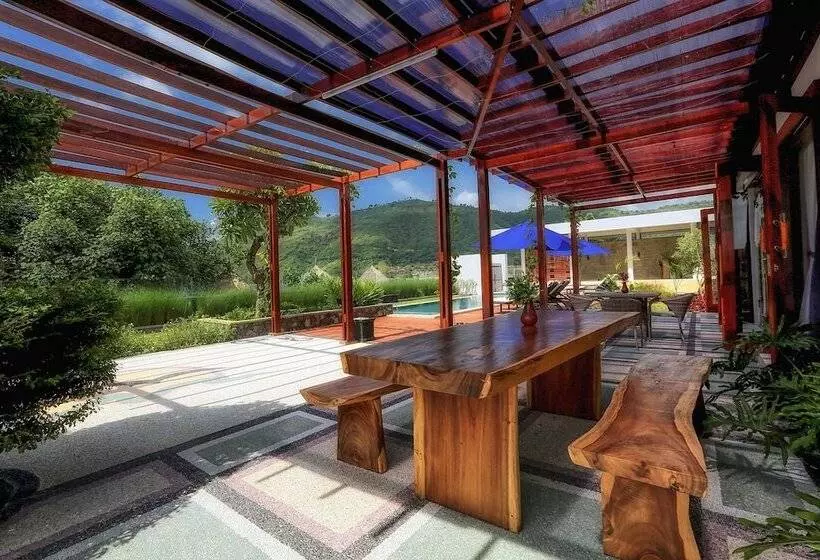 ベッドアンドブレックファースト Villa Luna