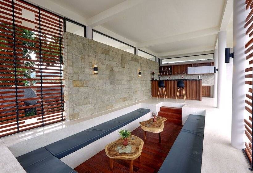 مبيت وإفطار Villa Luna