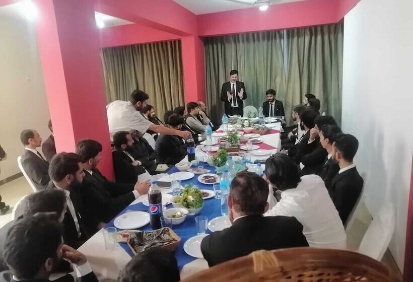 Green Valley Hotel & Restaurent