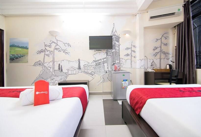هتل Reddoorz @ Dang Thi Nhu Street