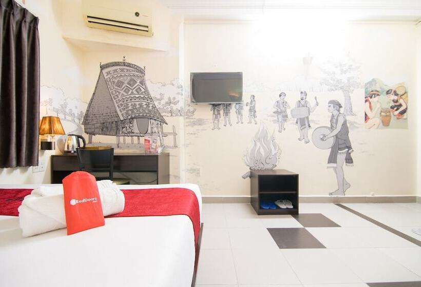 هتل Reddoorz @ Dang Thi Nhu Street