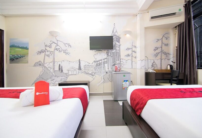هتل Reddoorz @ Dang Thi Nhu Street