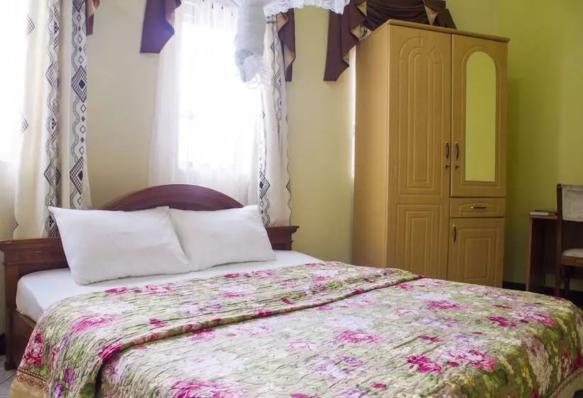 مسافرخانه Spannet Suites