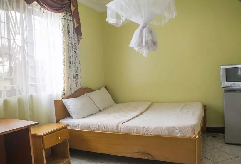 مسافرخانه Spannet Suites