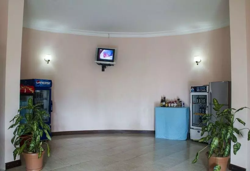 مسافرخانه Spannet Suites