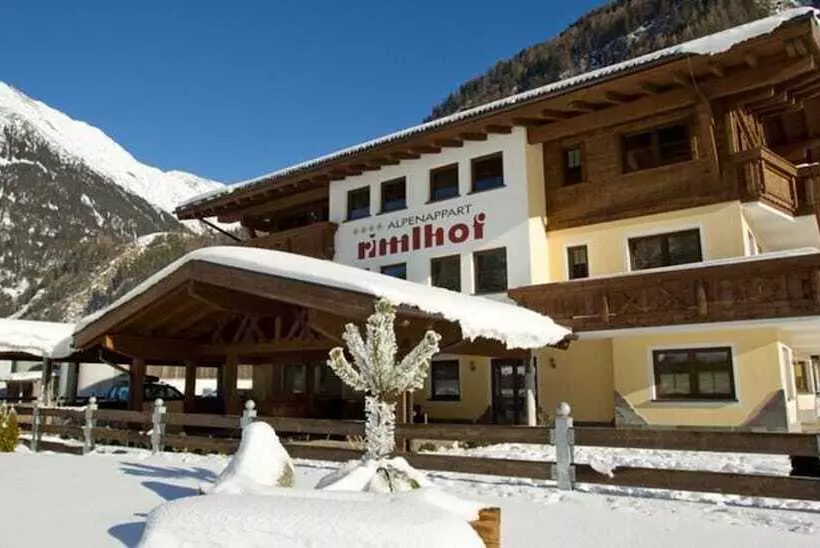 Hotelli A Casa Rimlhof