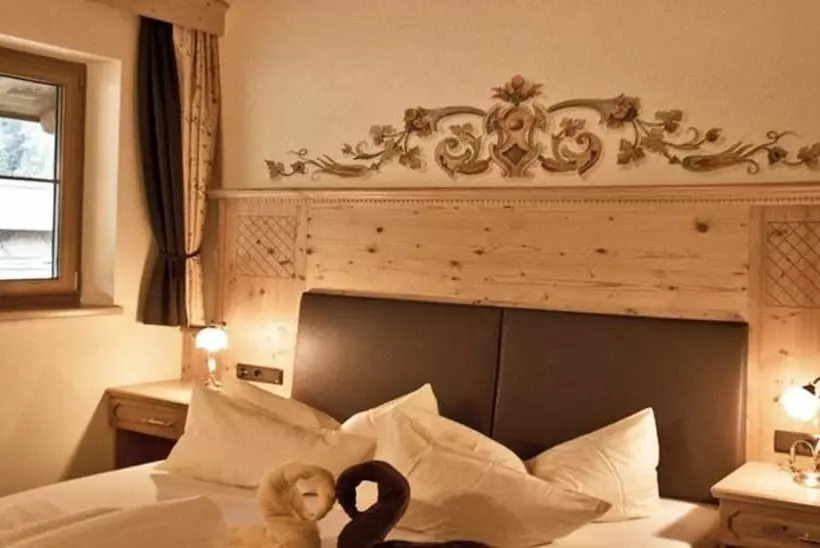 Hotelli A Casa Rimlhof