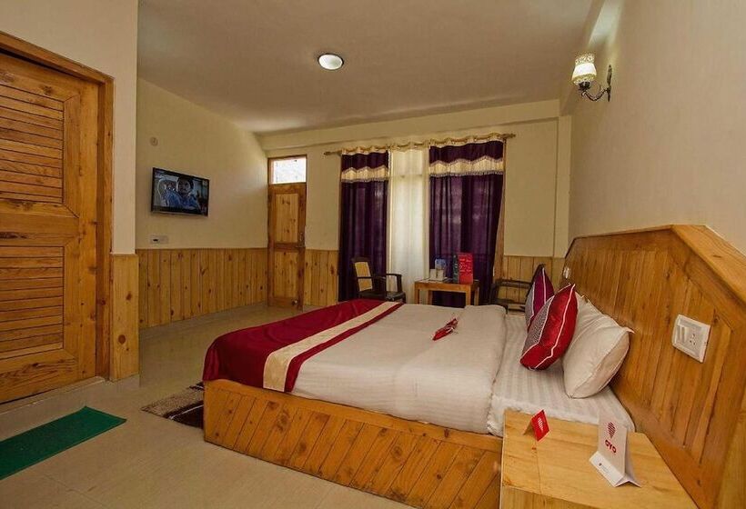 Отель Antriksh Cottage Manali