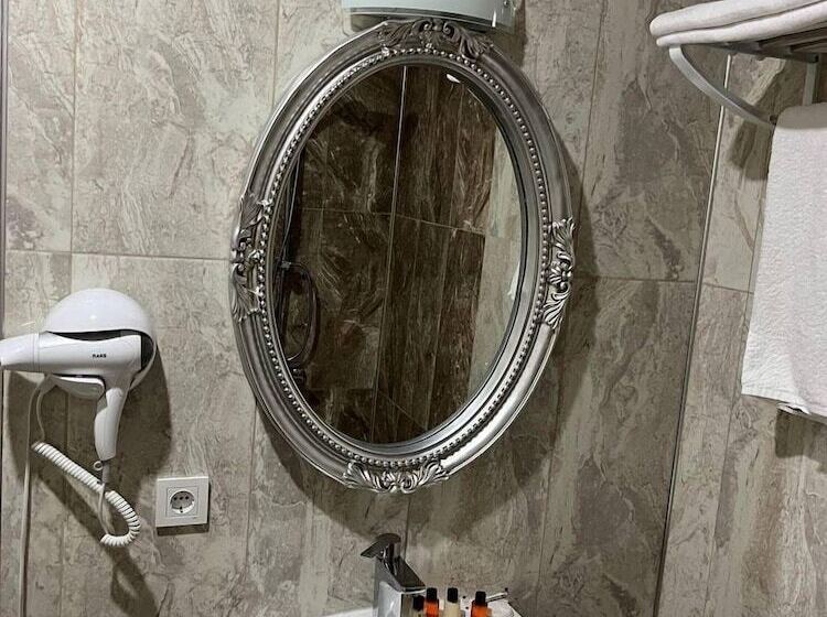 בית מלון כפרי Atlihan Plus