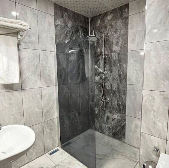 בית מלון כפרי Atlihan Plus