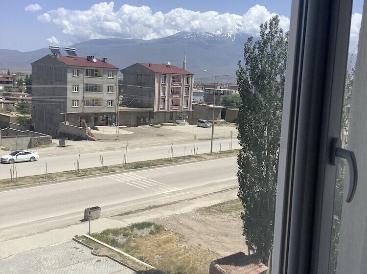 בית מלון כפרי Atlihan Plus