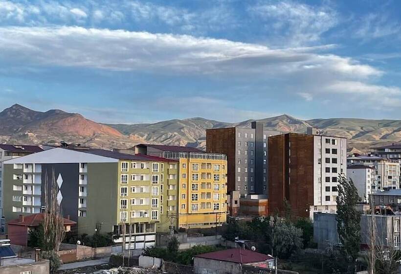 בית מלון כפרי Atlihan Plus