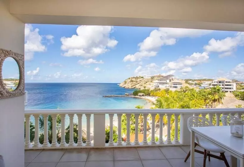 هتل Blue Bay Beach Apartments